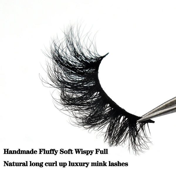 Fluffy Luxurious Lash Extensions