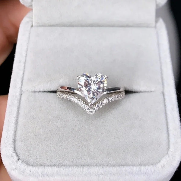 Sparkling Heart Ring Set